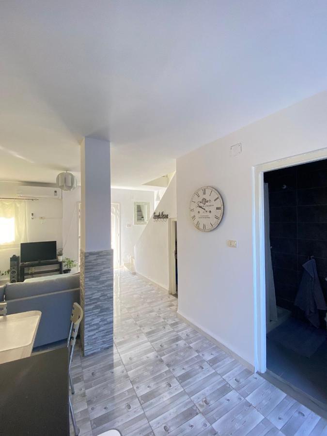 Ain Draham Sejour 1, Appartement Deux Pieces, Prive,Seulement Familles!!! Netflix, Youtube Ngoại thất bức ảnh